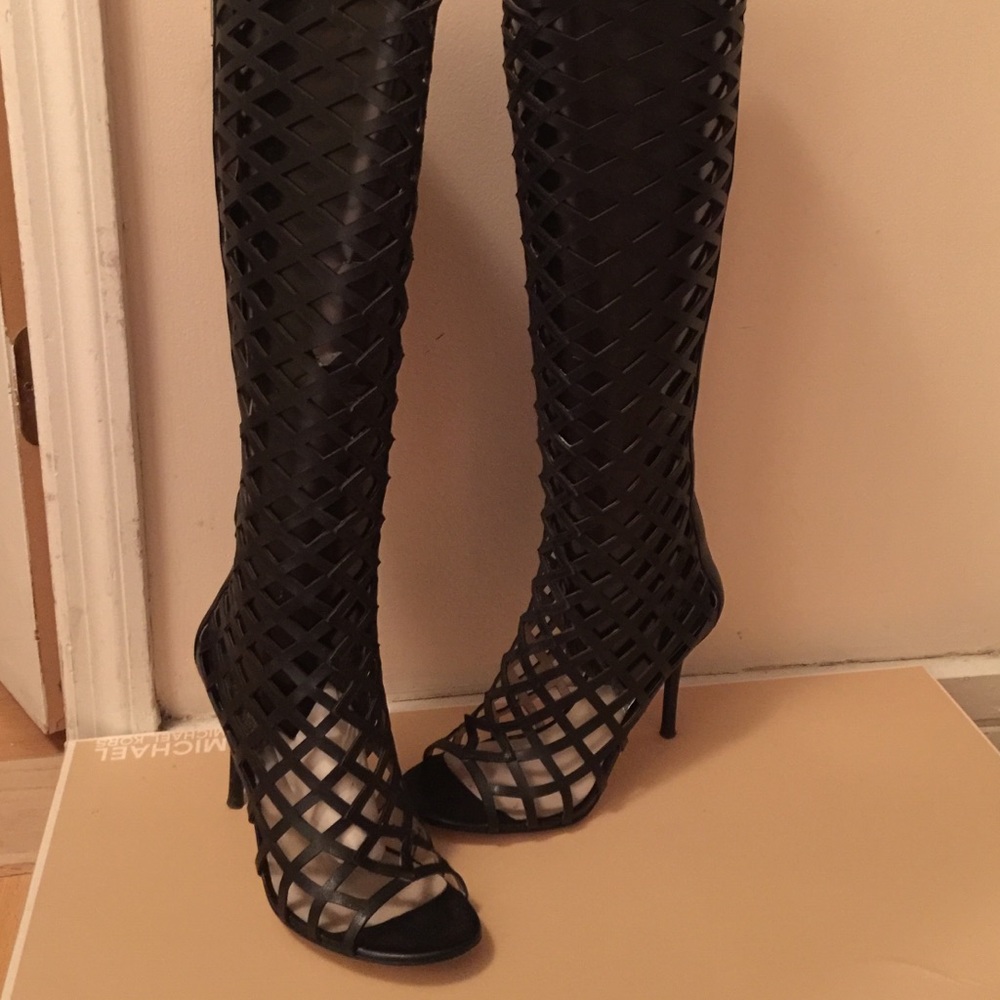 COPY - Michael Kors Larissa Boot - Picture 2 of 2
